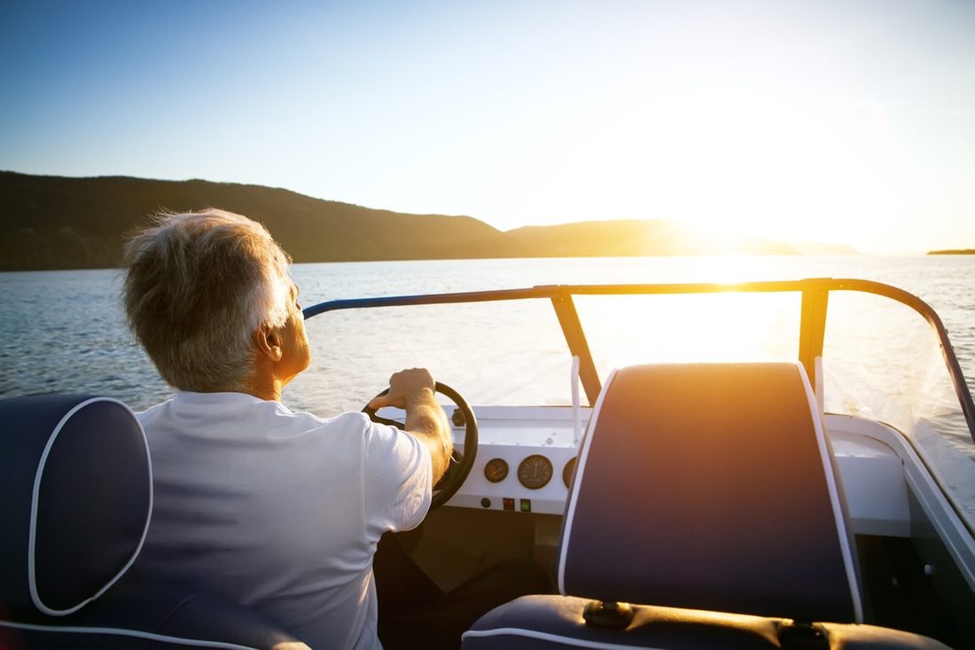 5 Tips For Staying Safe on Your Next Boating Excursion
